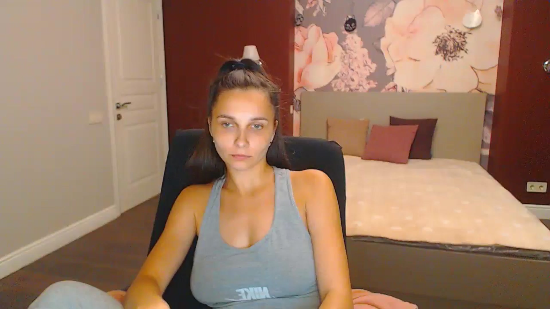 Karina_Mils video thumbnail