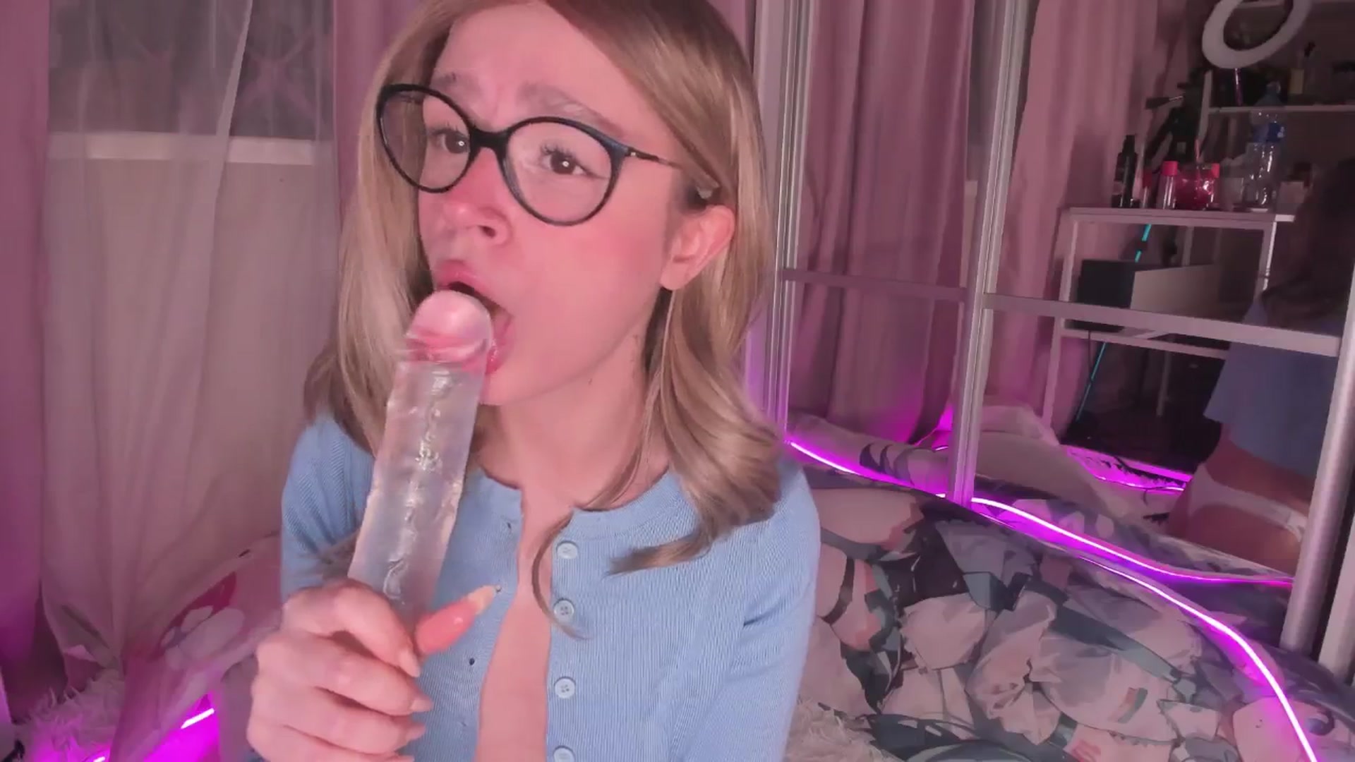 AliceXsweeT video thumbnail