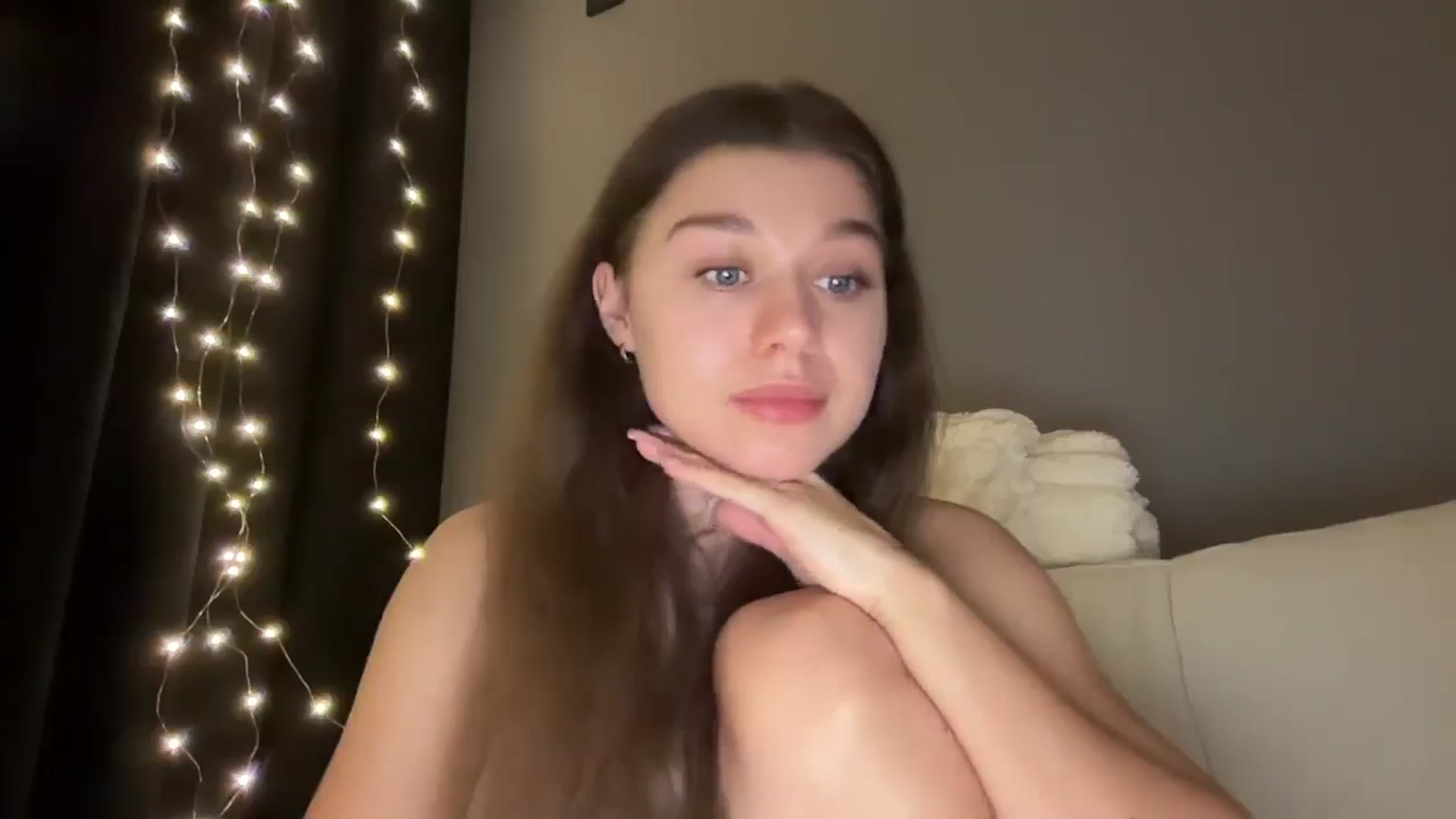 JewelReigns video thumbnail