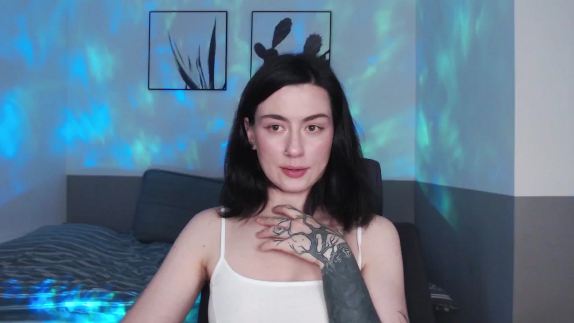 HeyAriel video thumbnail