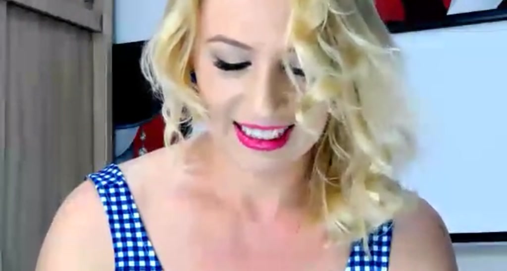 KindestGirl video thumbnail