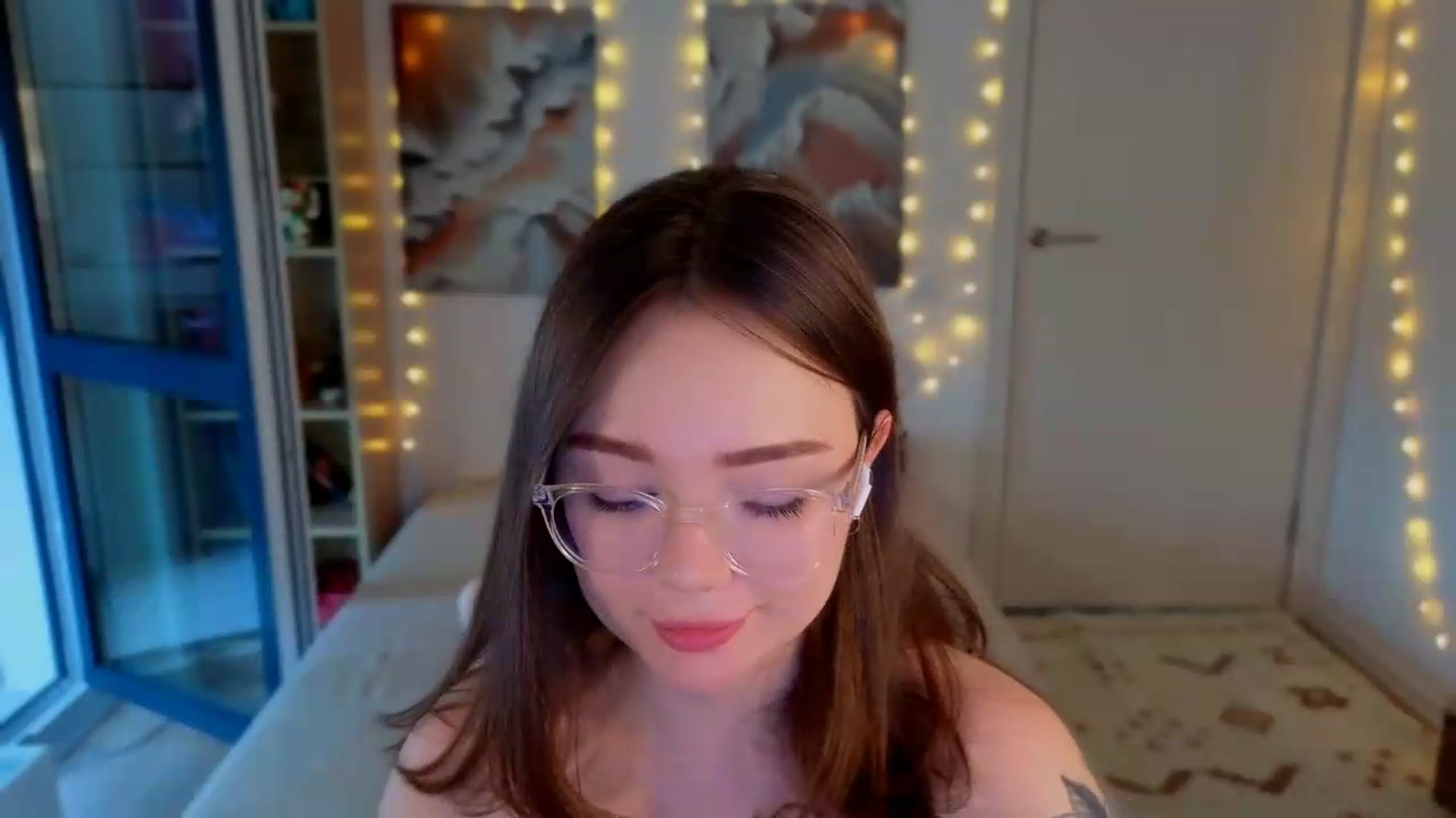 Milly_Saint video thumbnail