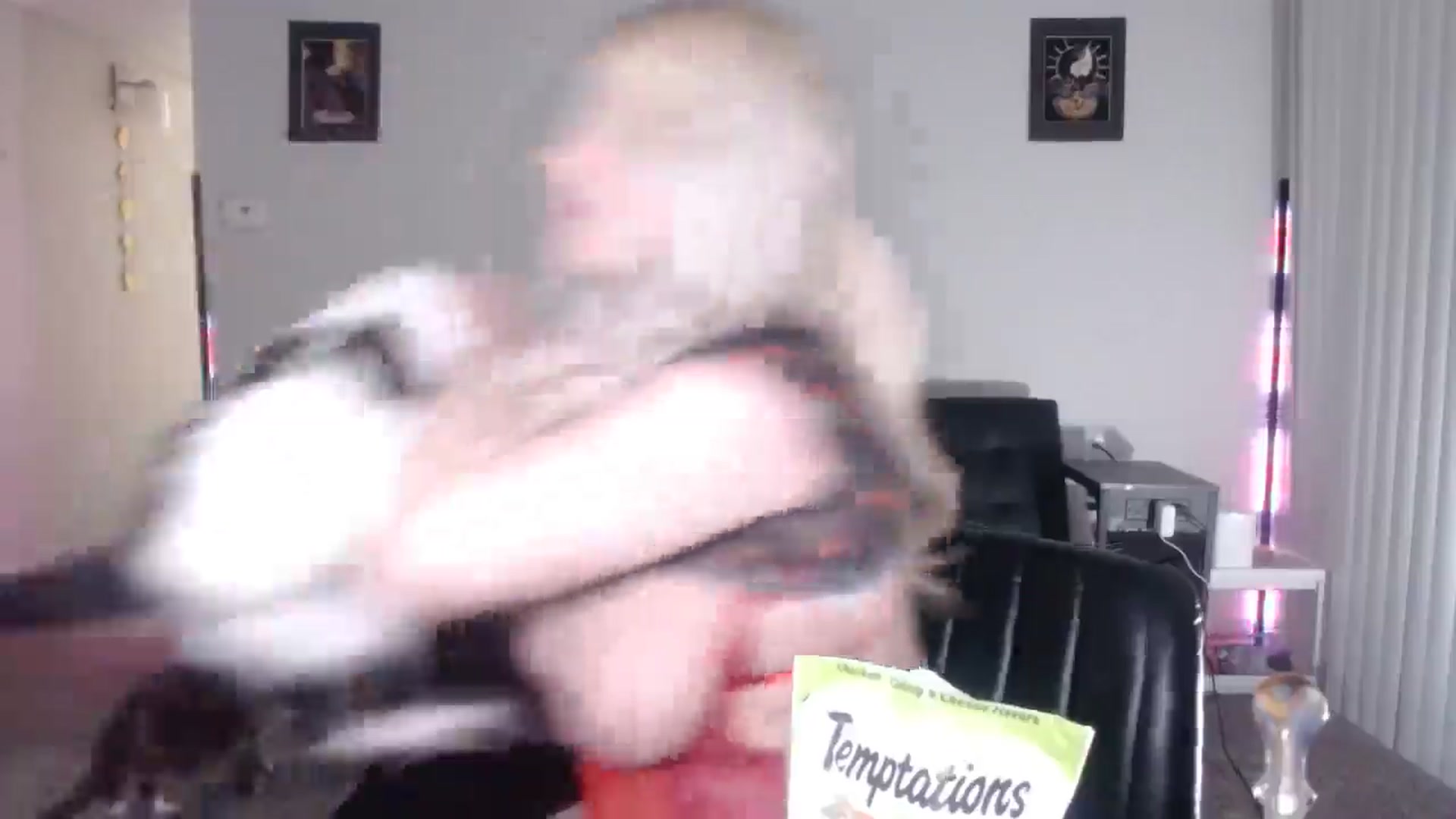 thtoneblonde video thumbnail