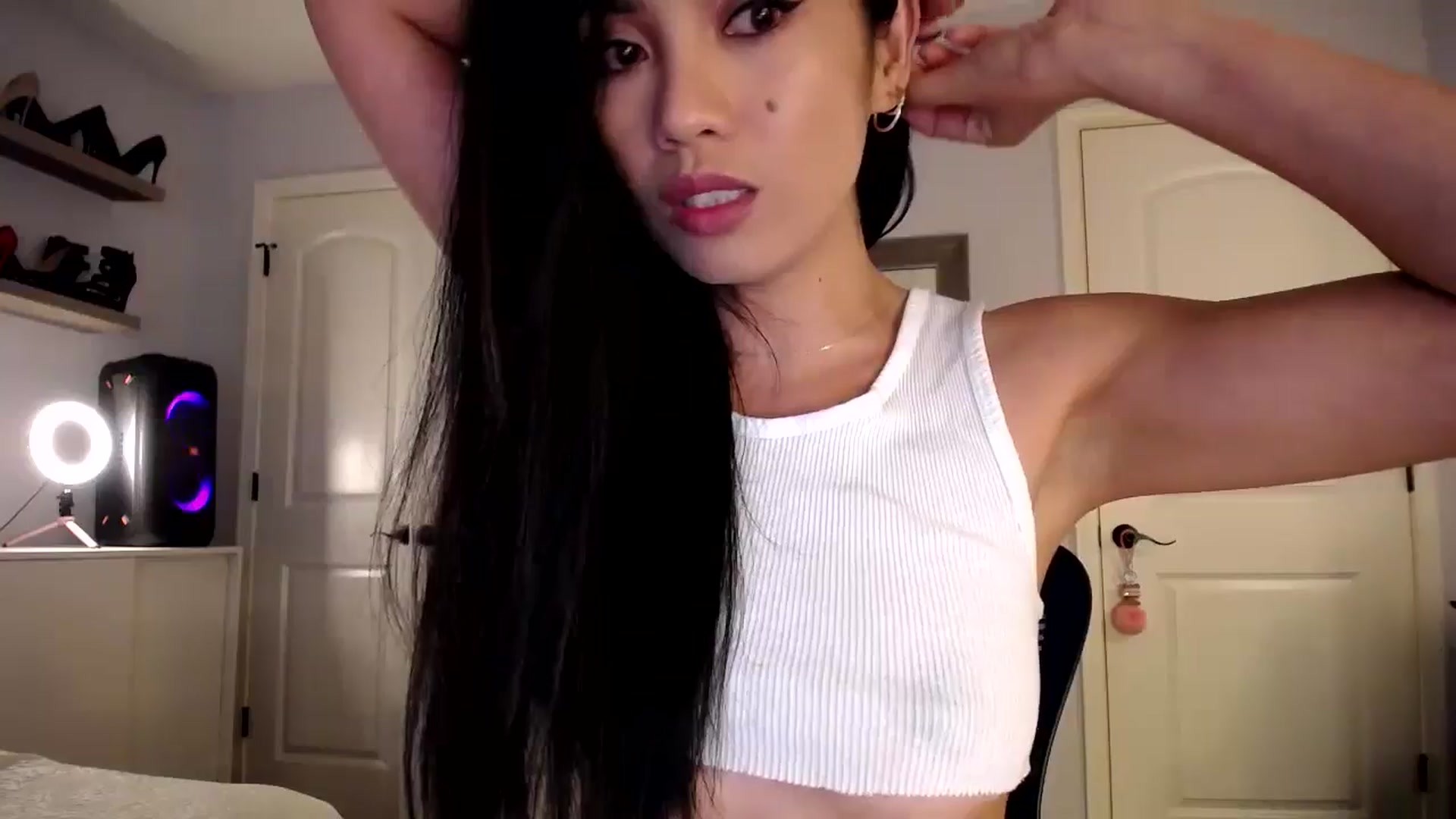AsianLuv_4U video thumbnail