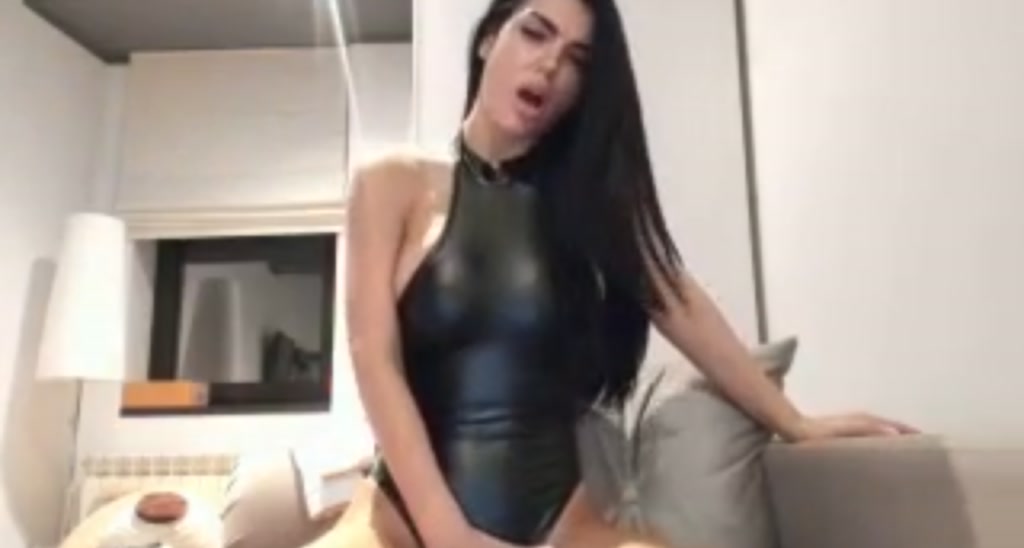 Alenaxoxo video thumbnail