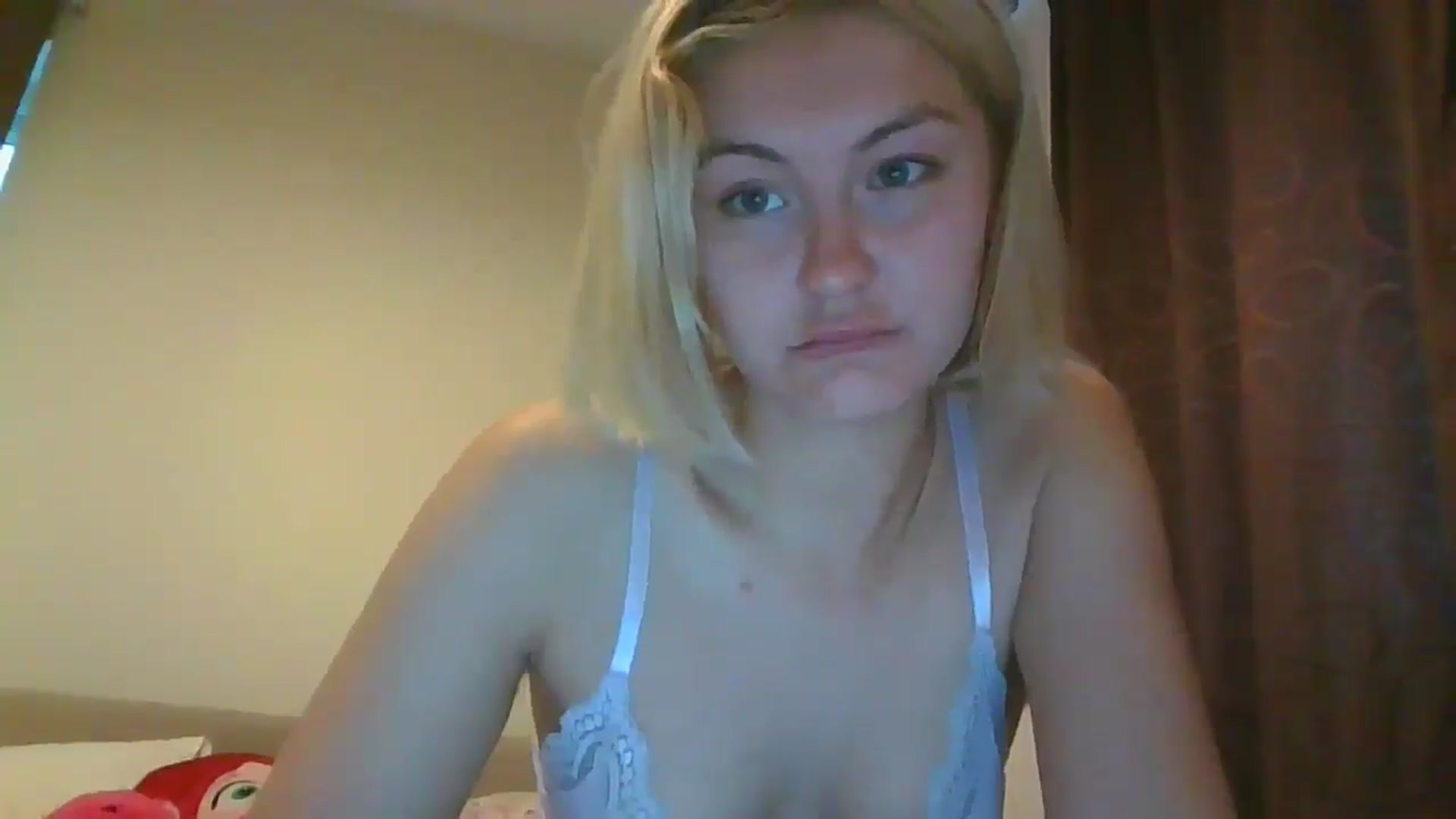 misslilly video thumbnail
