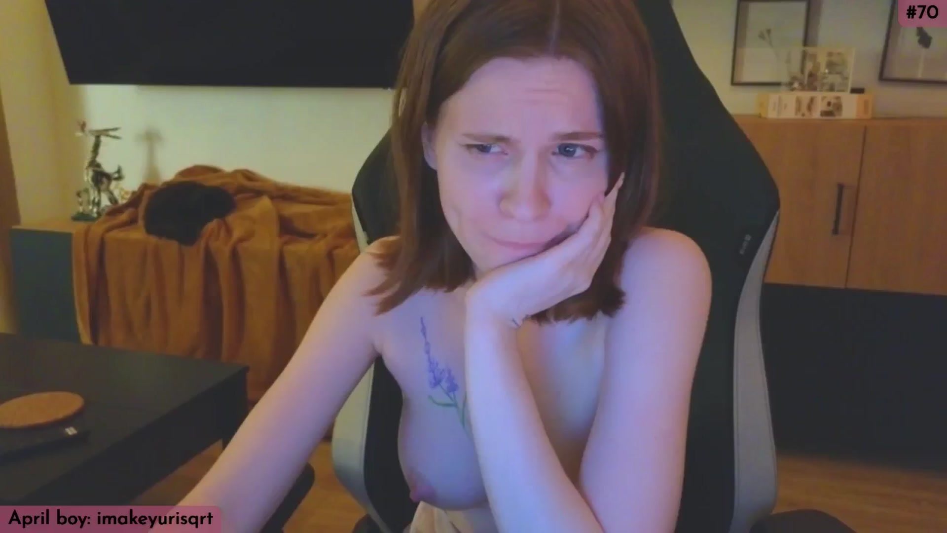Yuri_elfie video thumbnail