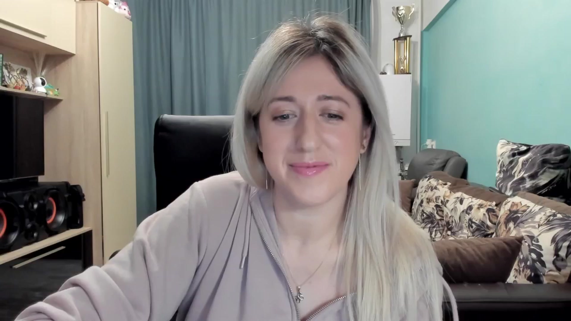 SweetDelia_ video thumbnail
