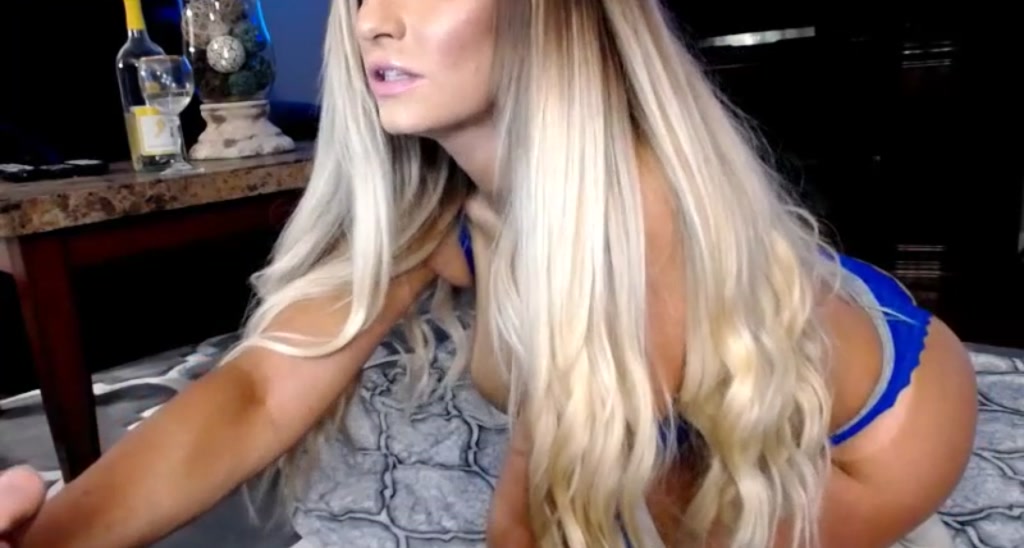 Carli_Belle video thumbnail