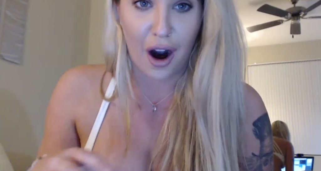 DDDiddle video thumbnail