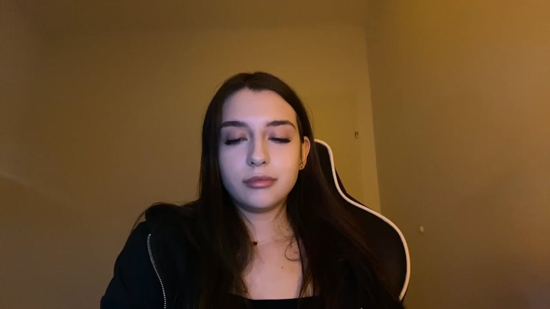BellaCullen video thumbnail