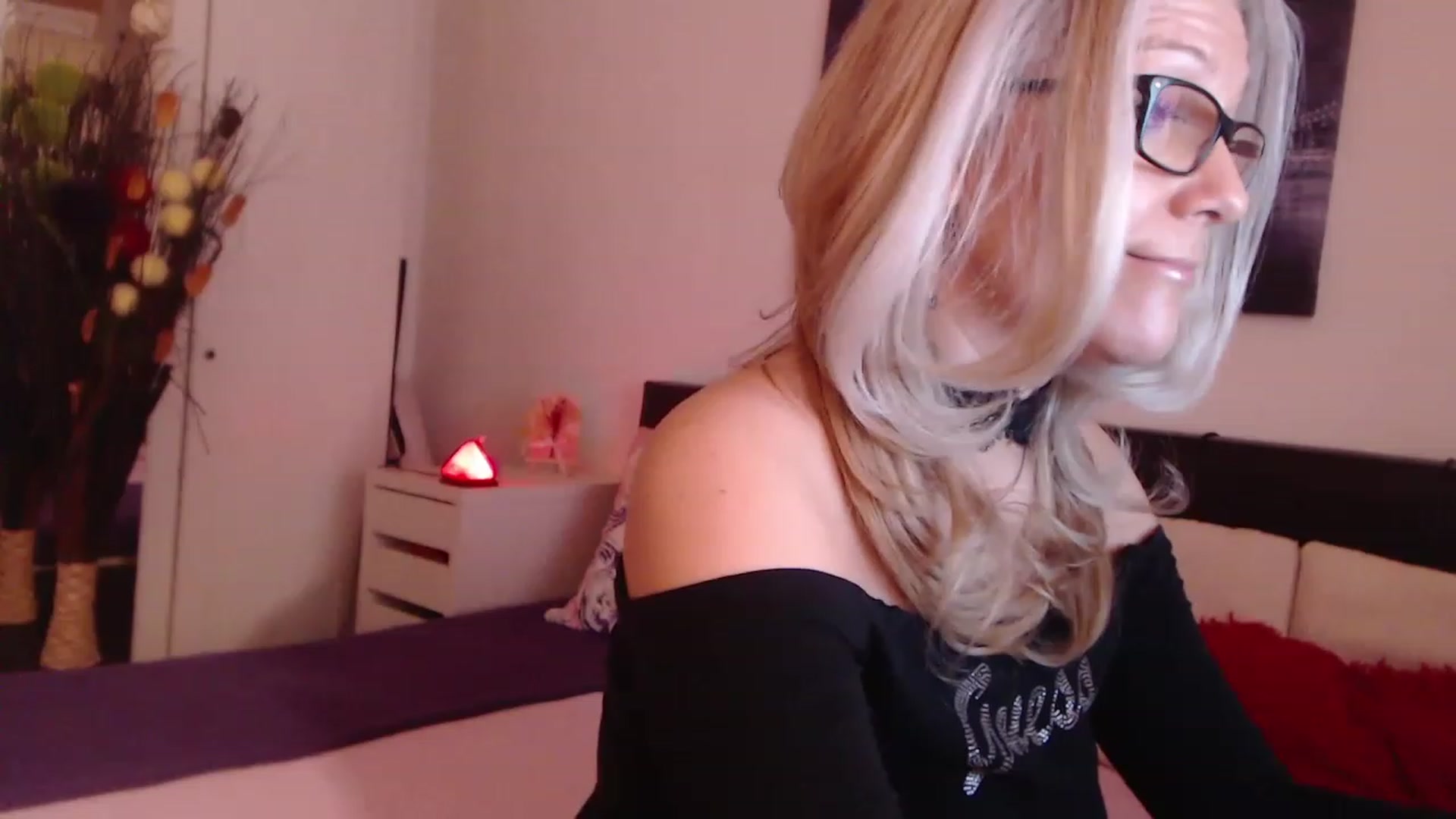 Reeya71 video thumbnail