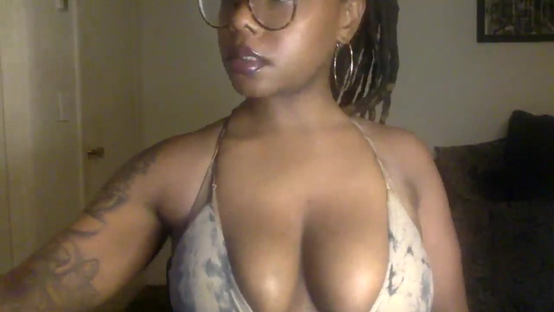 warmhoney888 video thumbnail