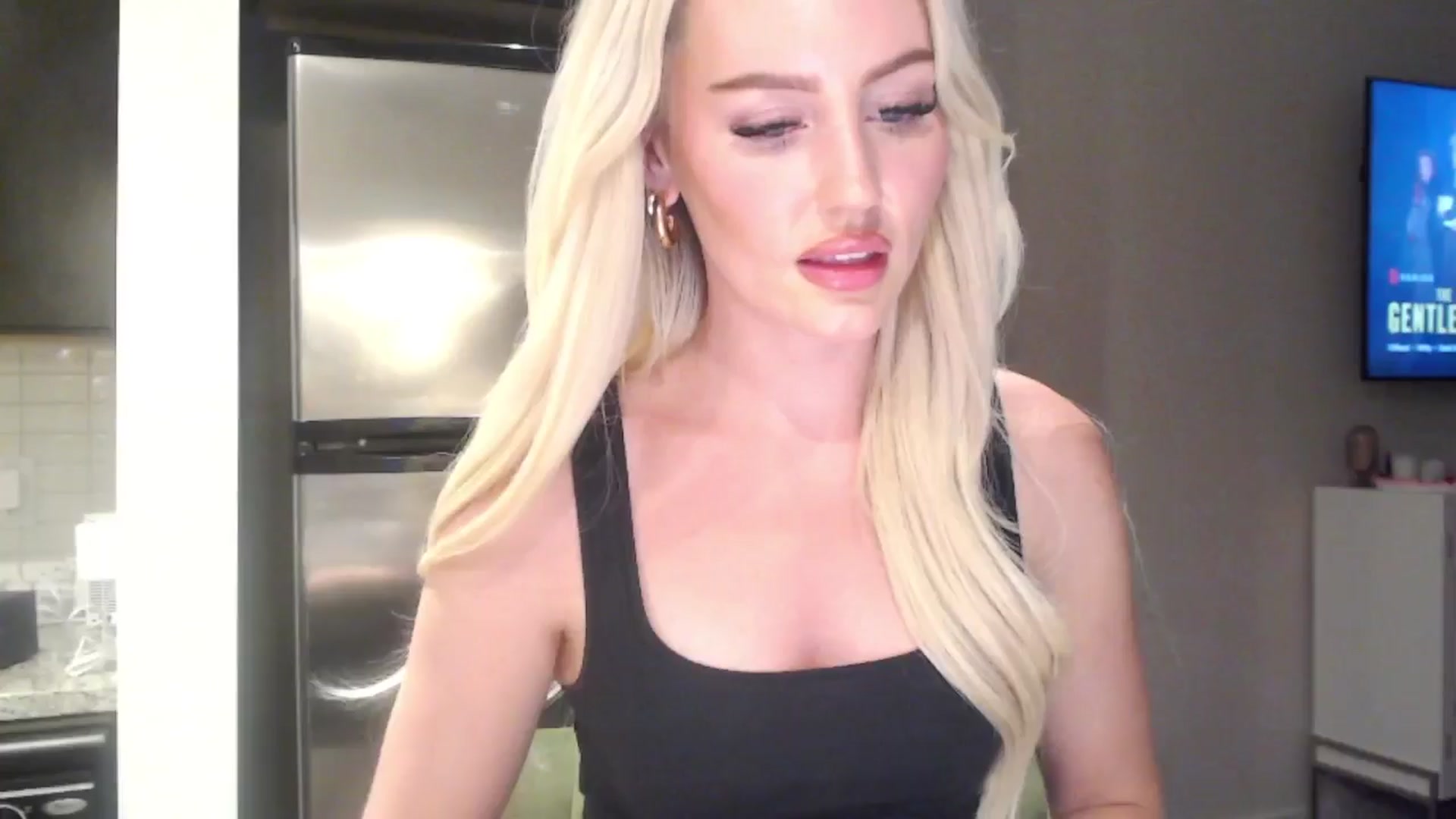 Officialelsa video thumbnail