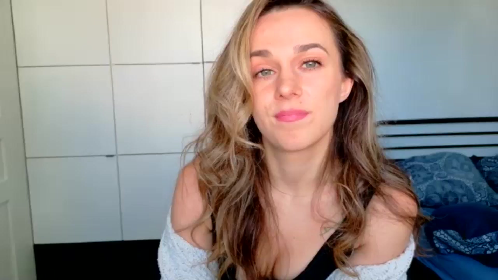 Mmminnie video thumbnail