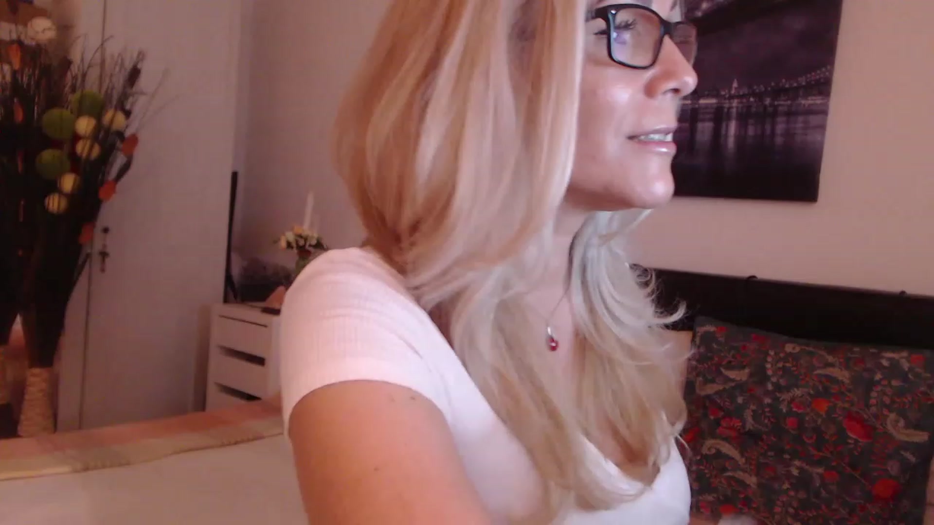 Reeya71 video thumbnail
