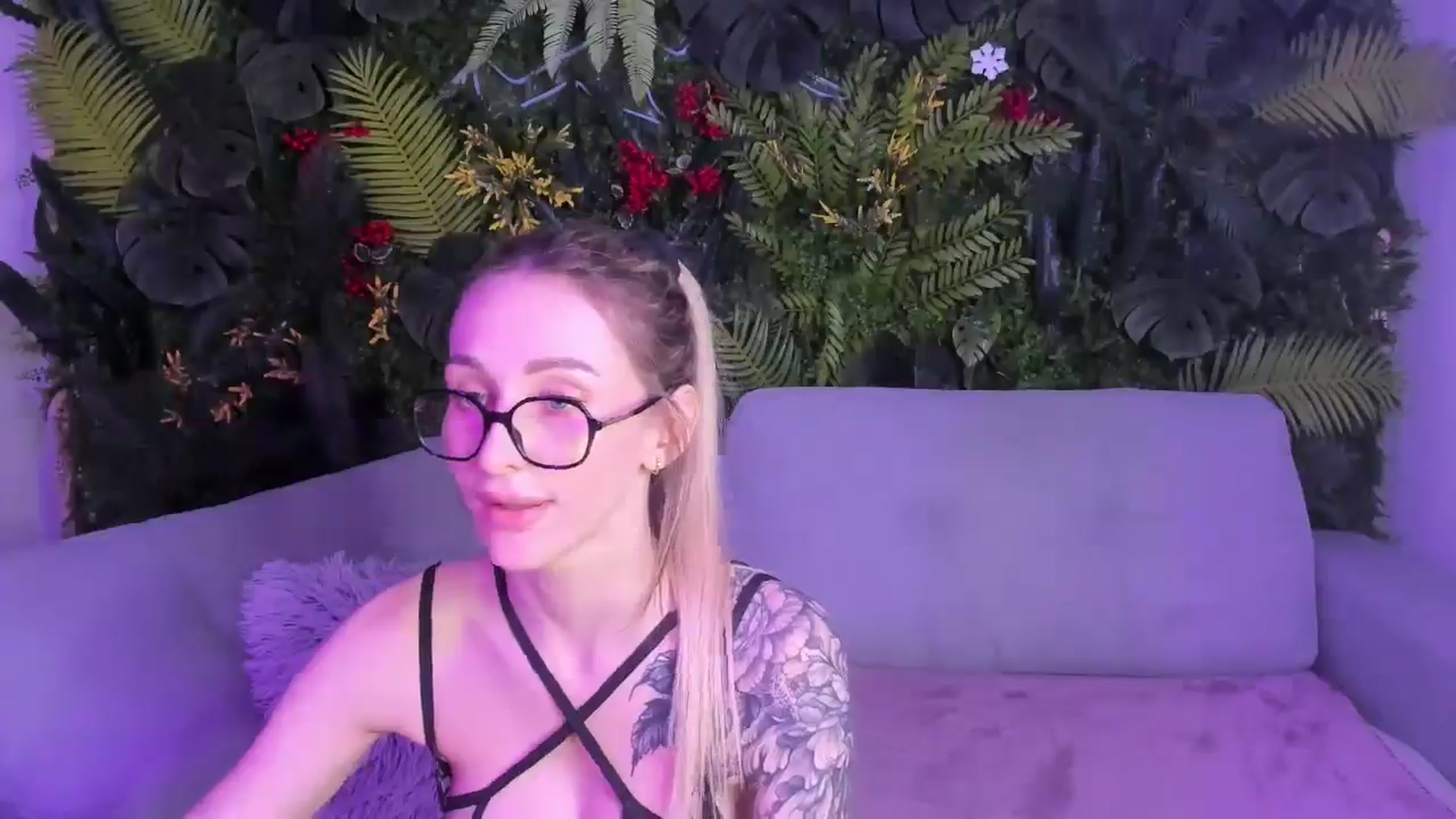 Horny_Blond video thumbnail