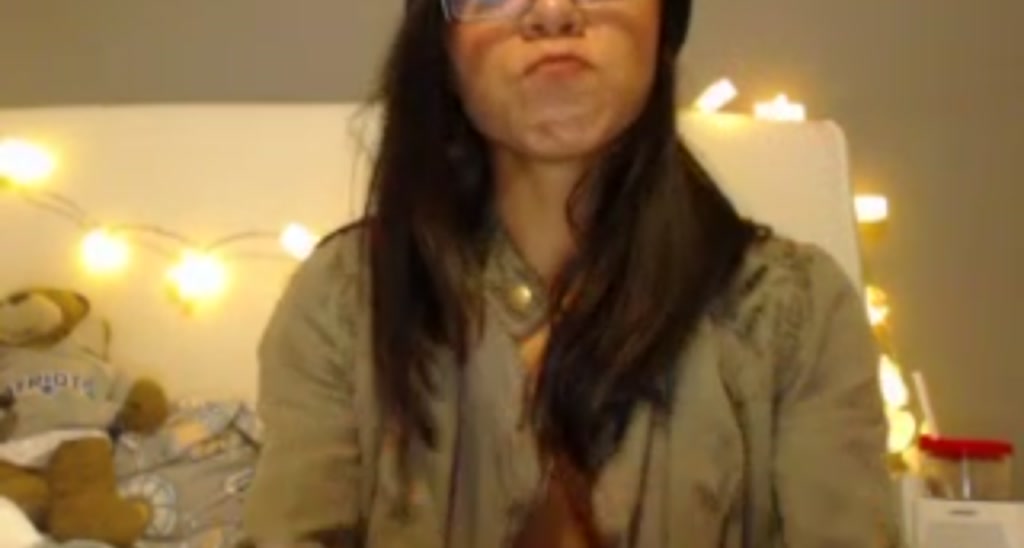 jizzgooglez video thumbnail