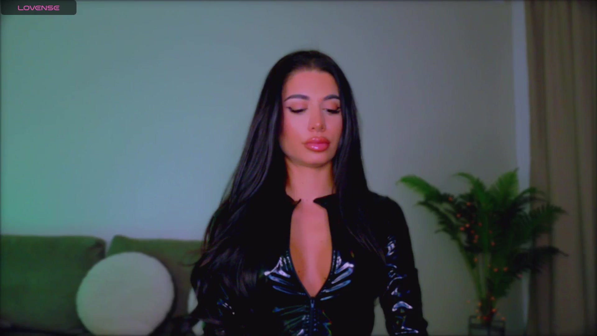 QueenANNYA video thumbnail