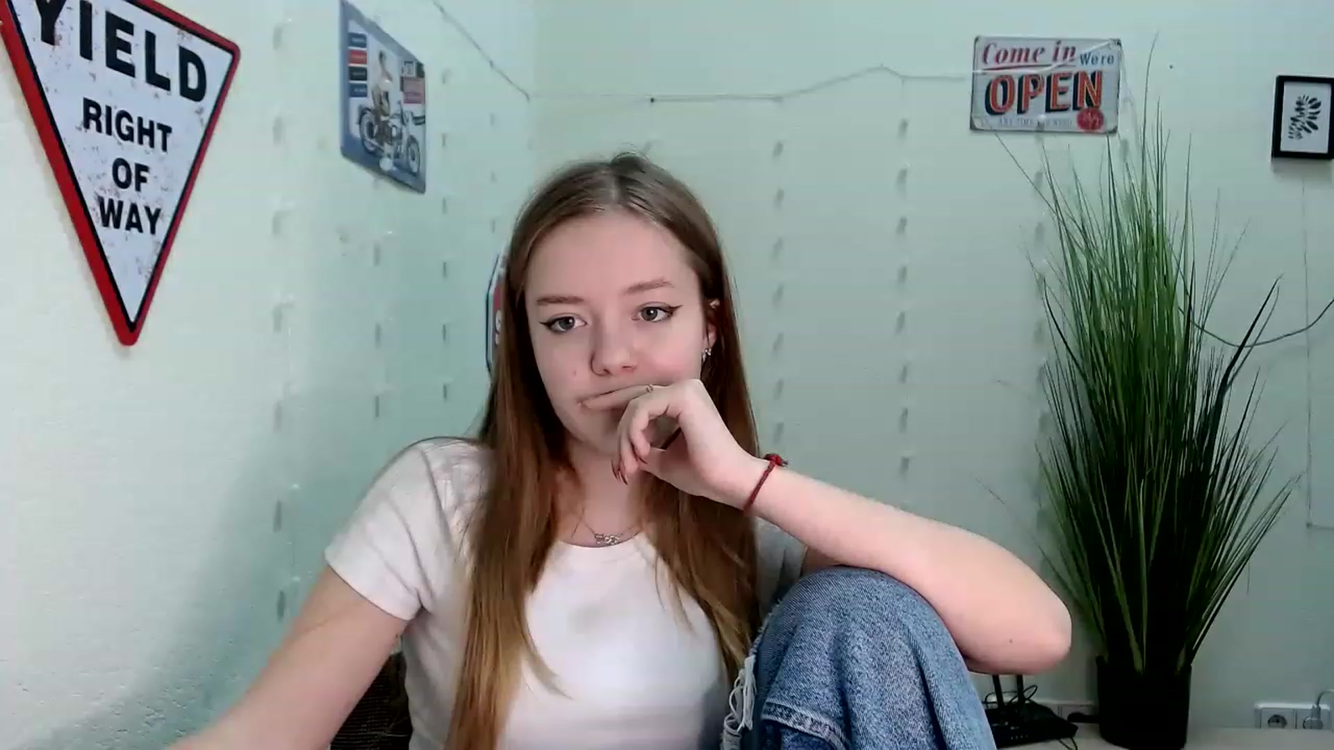 Little_Me_ video thumbnail
