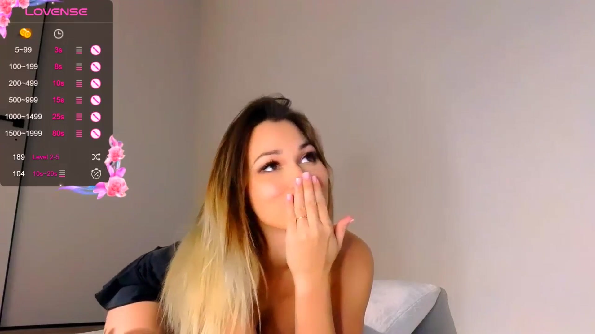 StephanyLuxe video thumbnail