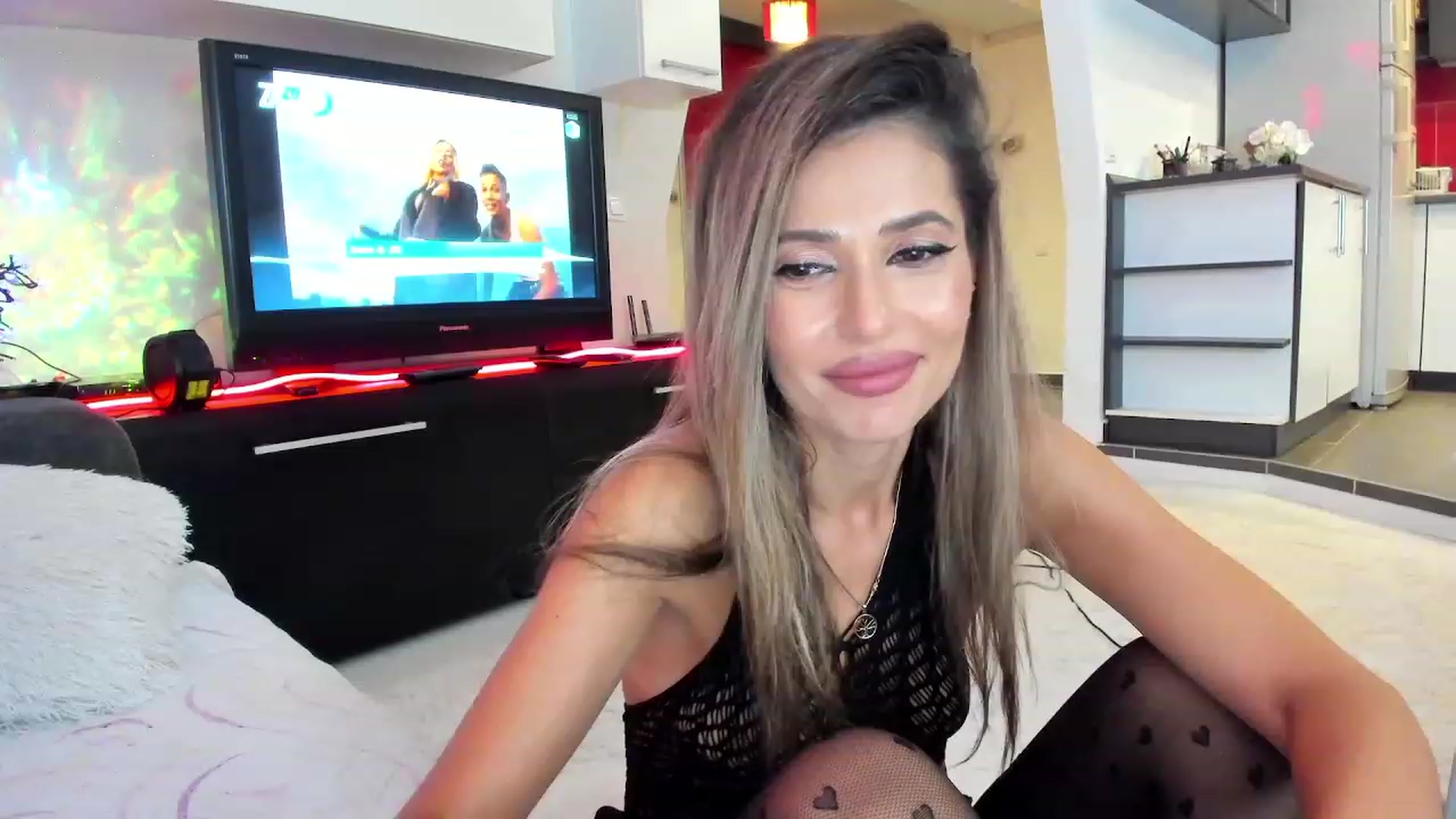 SmileyTinaa video thumbnail