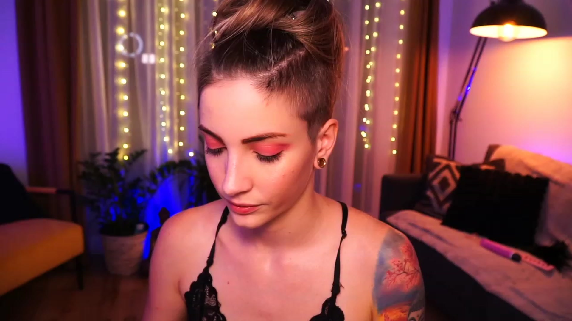 Kend_dall video thumbnail