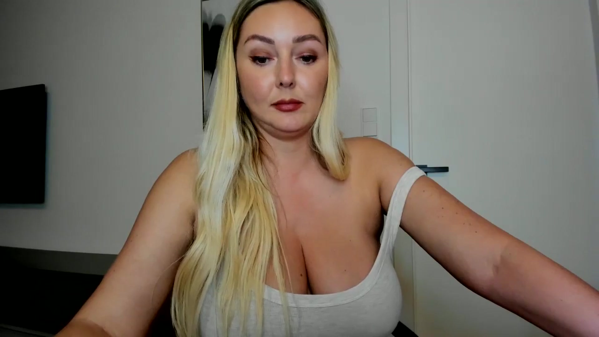 Mi_Ha video thumbnail