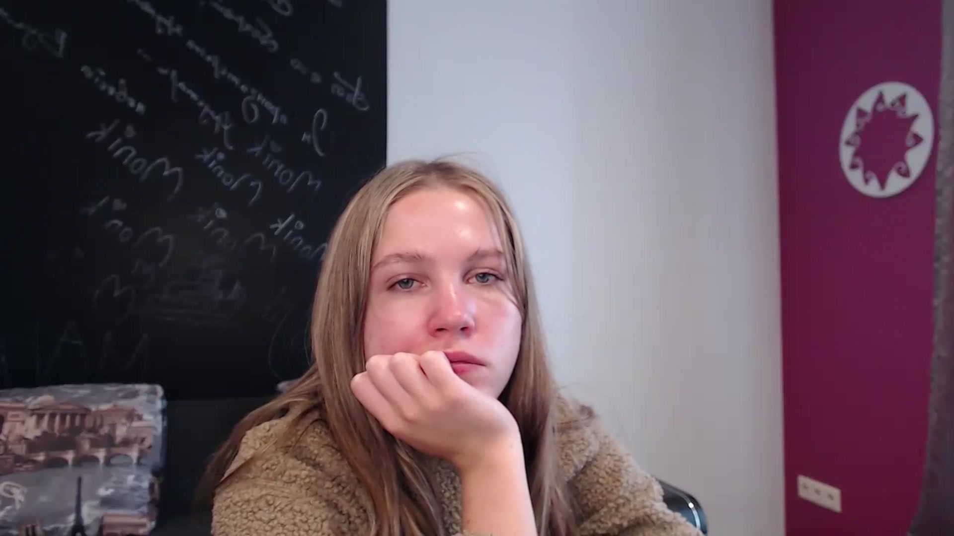 Kate_Lewiss video thumbnail