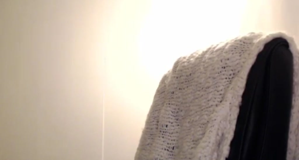 Bee_la video thumbnail
