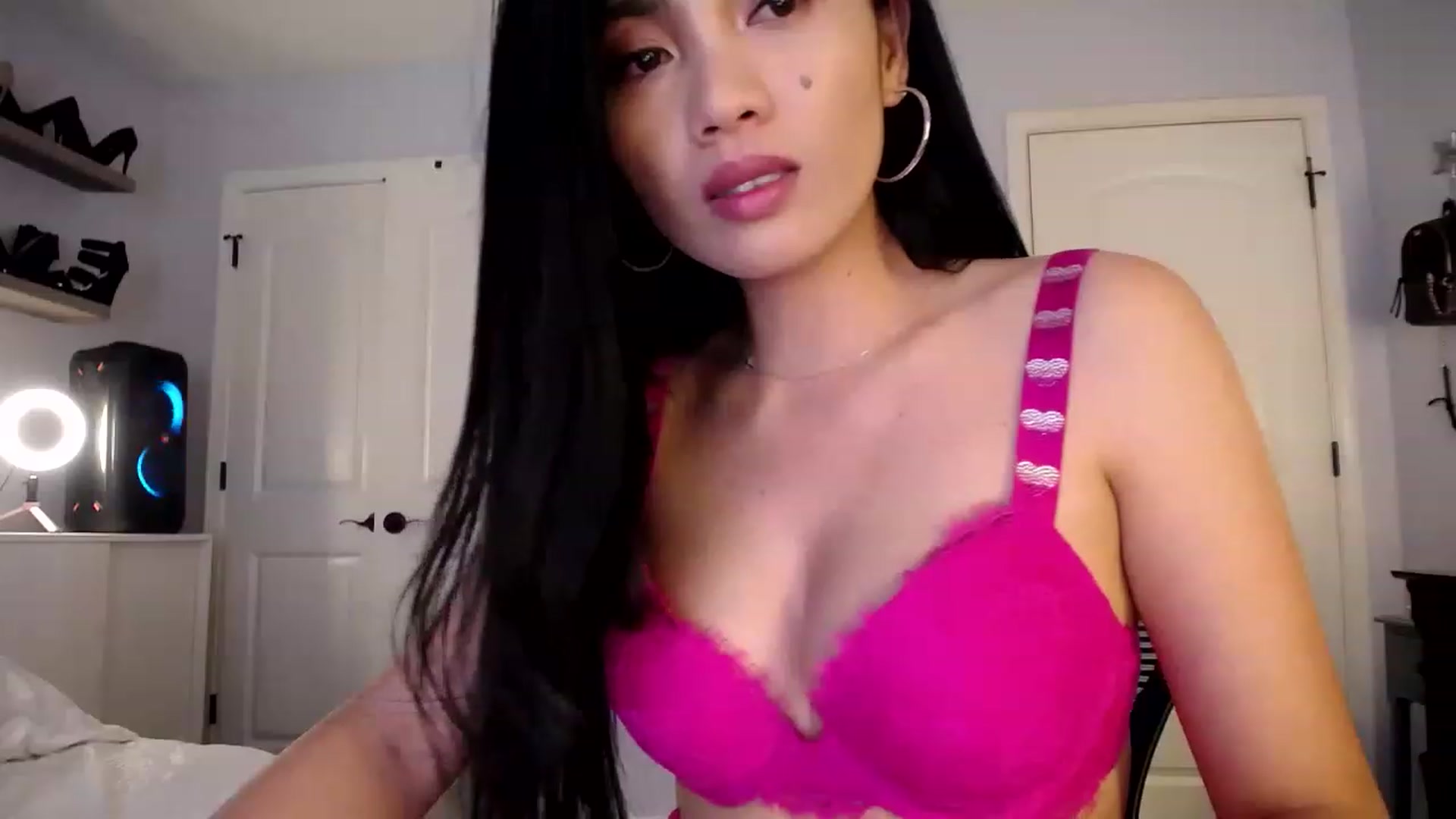 AsianLuv_4U video thumbnail