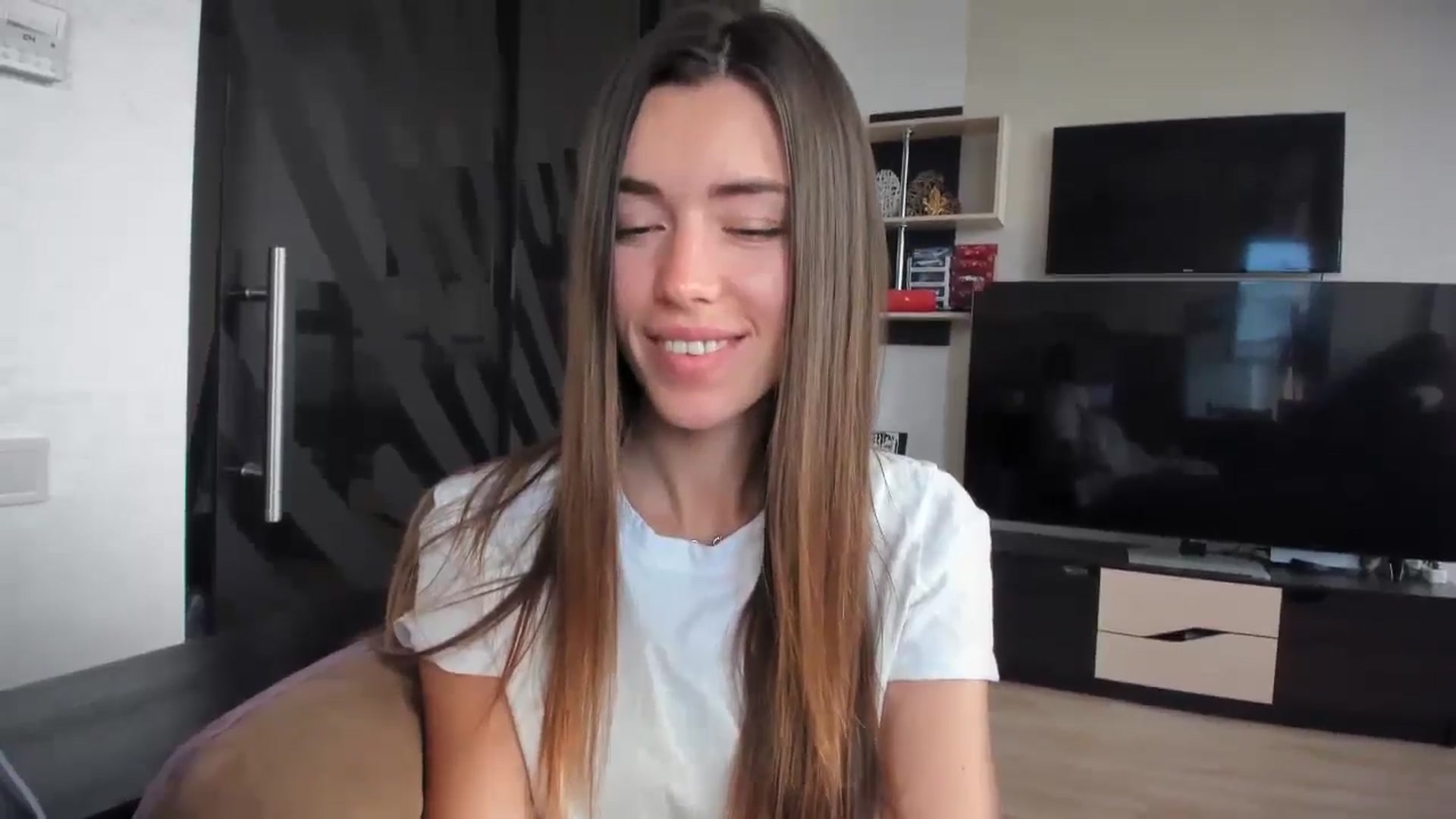 laurensaenz video thumbnail