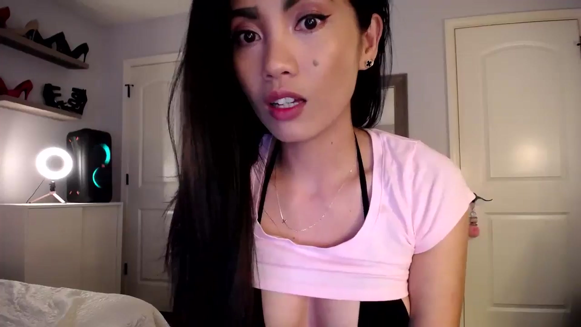 AsianLuv_4U video thumbnail