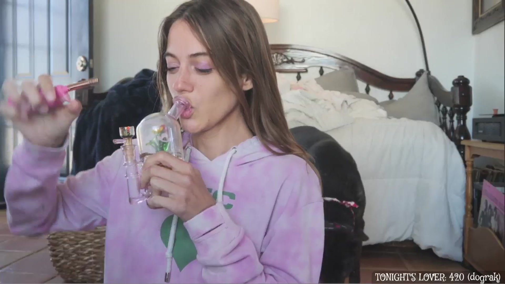 NaomiDee video thumbnail