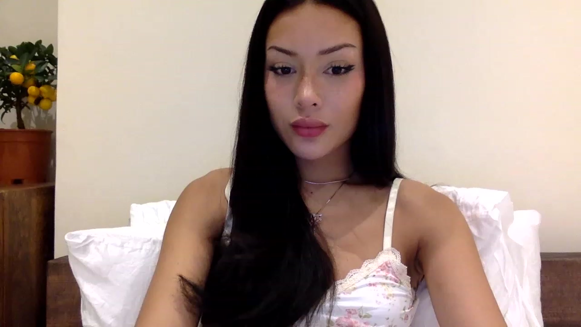 Miss_emiko video thumbnail