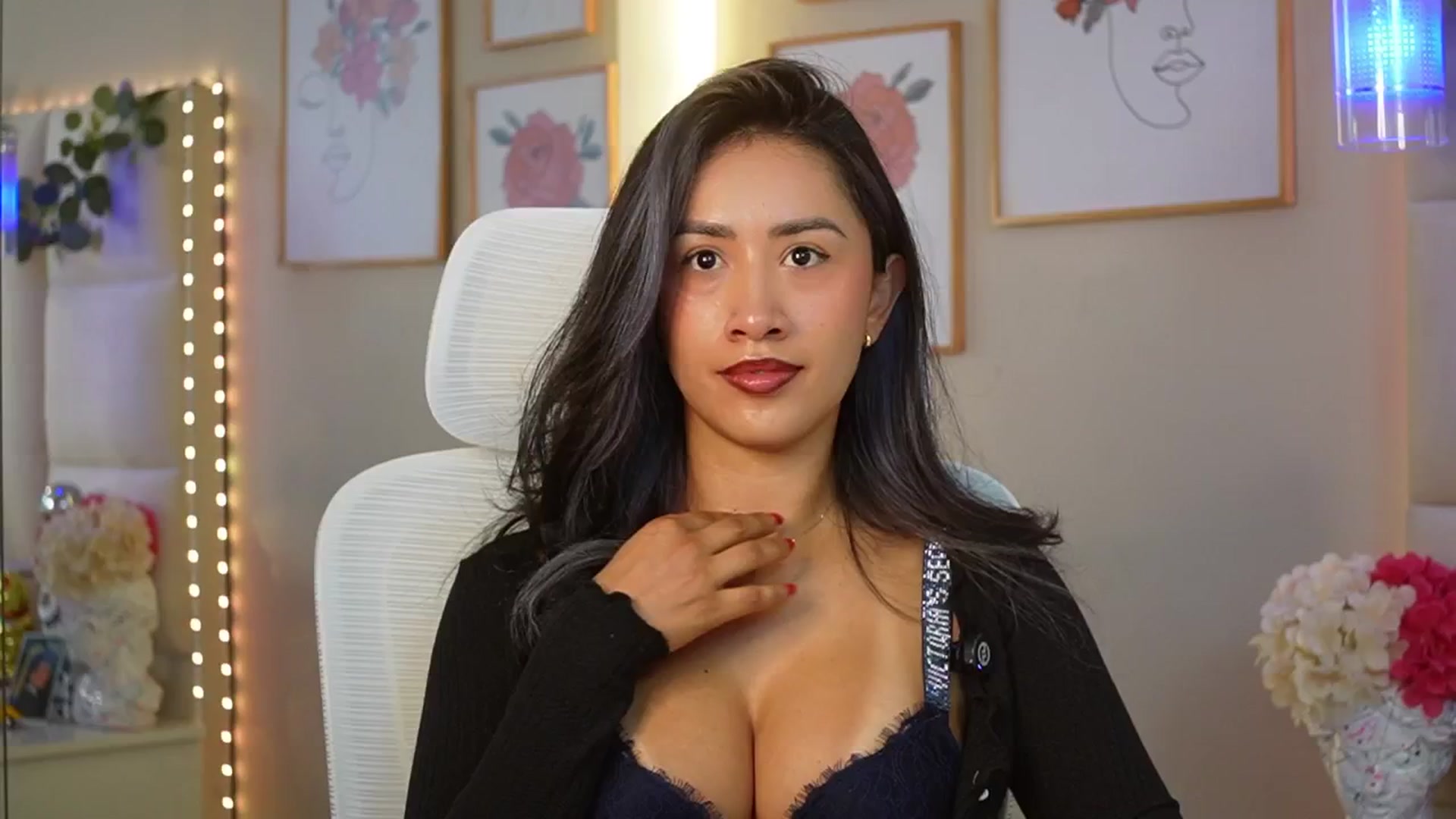 SophieBecker video thumbnail