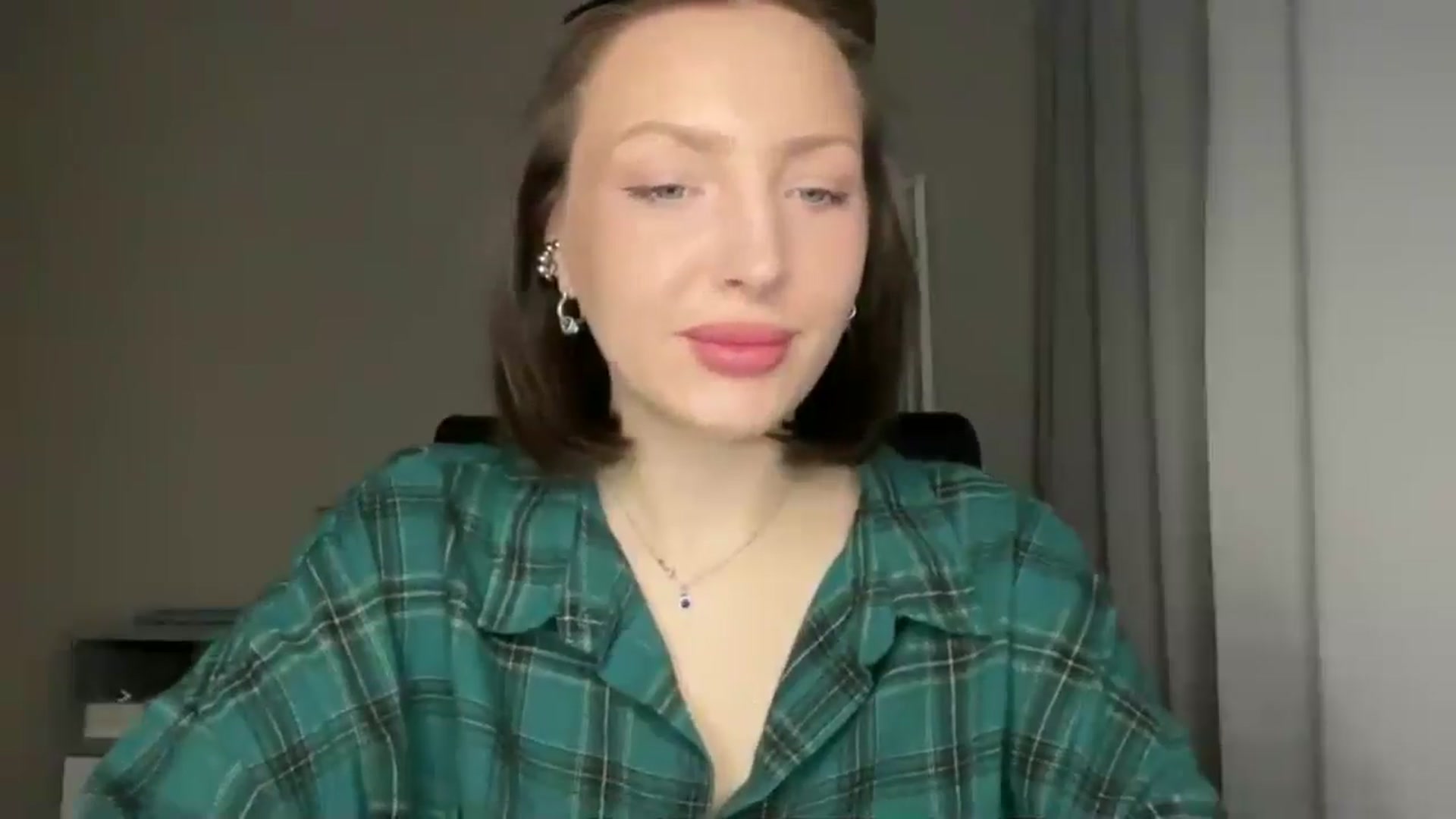 Di_Pearl video thumbnail