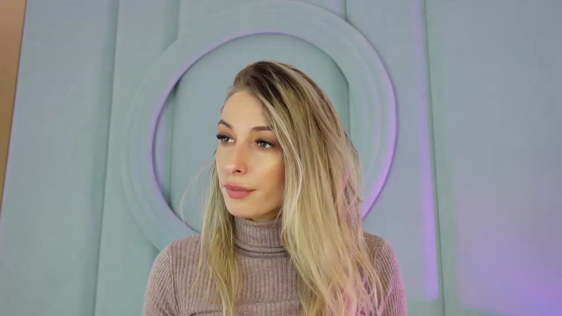 KyliePassion video thumbnail