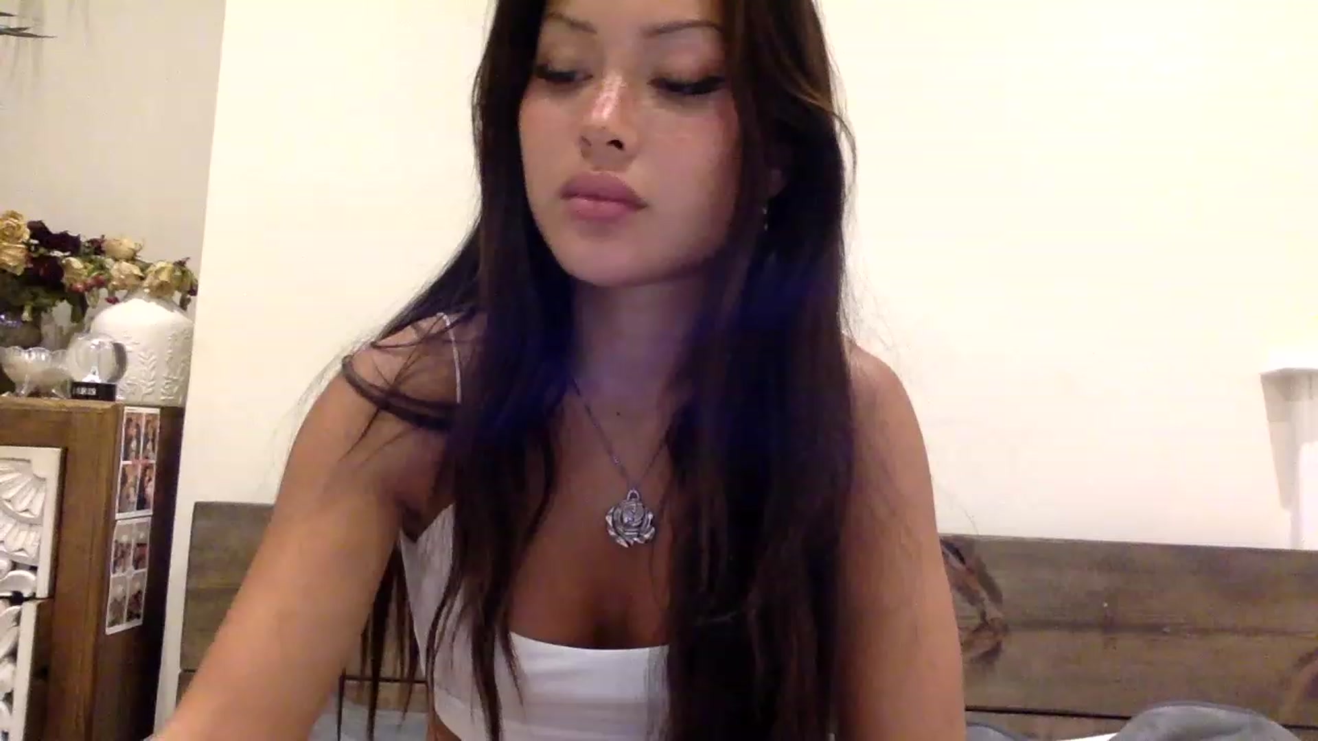 Miss_emiko video thumbnail