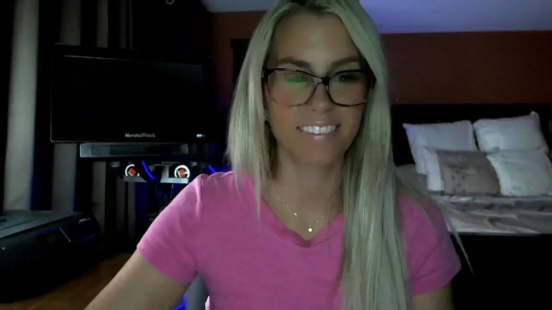 Cora9 video thumbnail