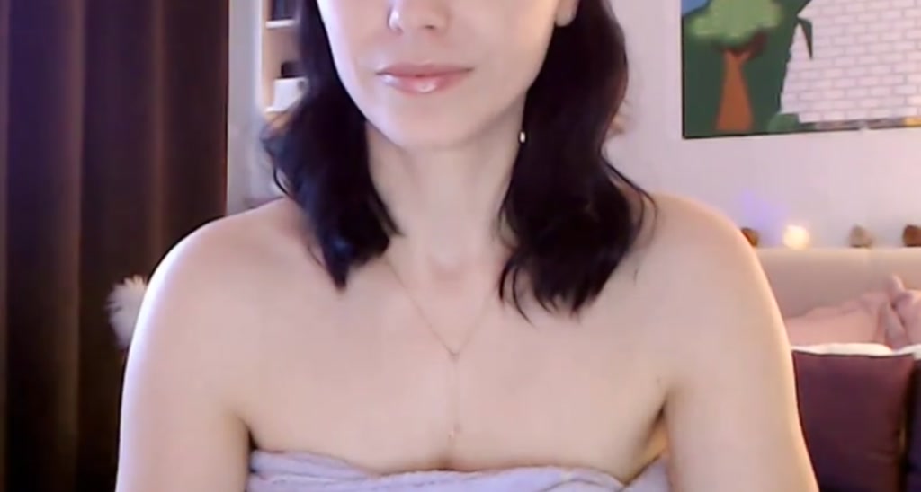 Ami_White video thumbnail