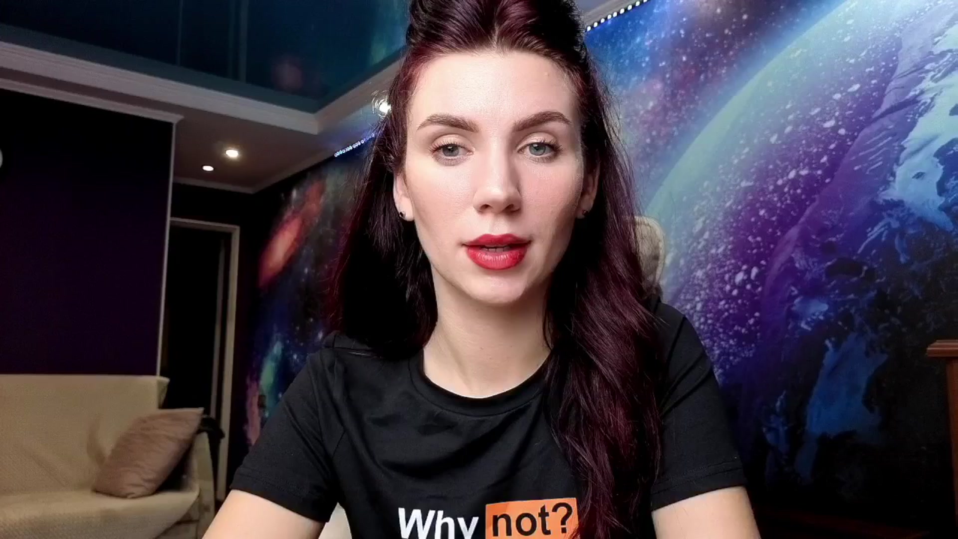 MiaLuxe video thumbnail