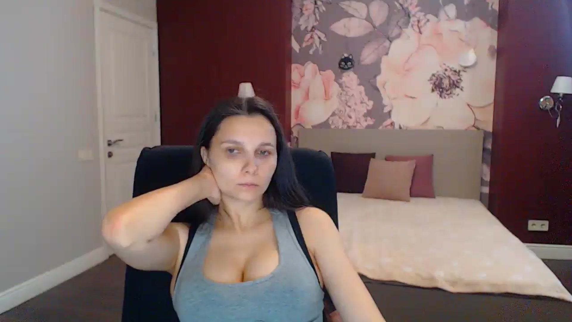 Karina_Mils video thumbnail