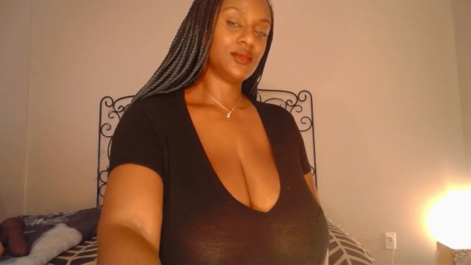TheIconicGirl video thumbnail