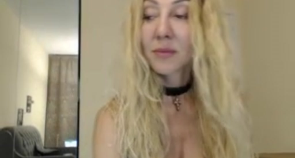 BlondieJen video thumbnail