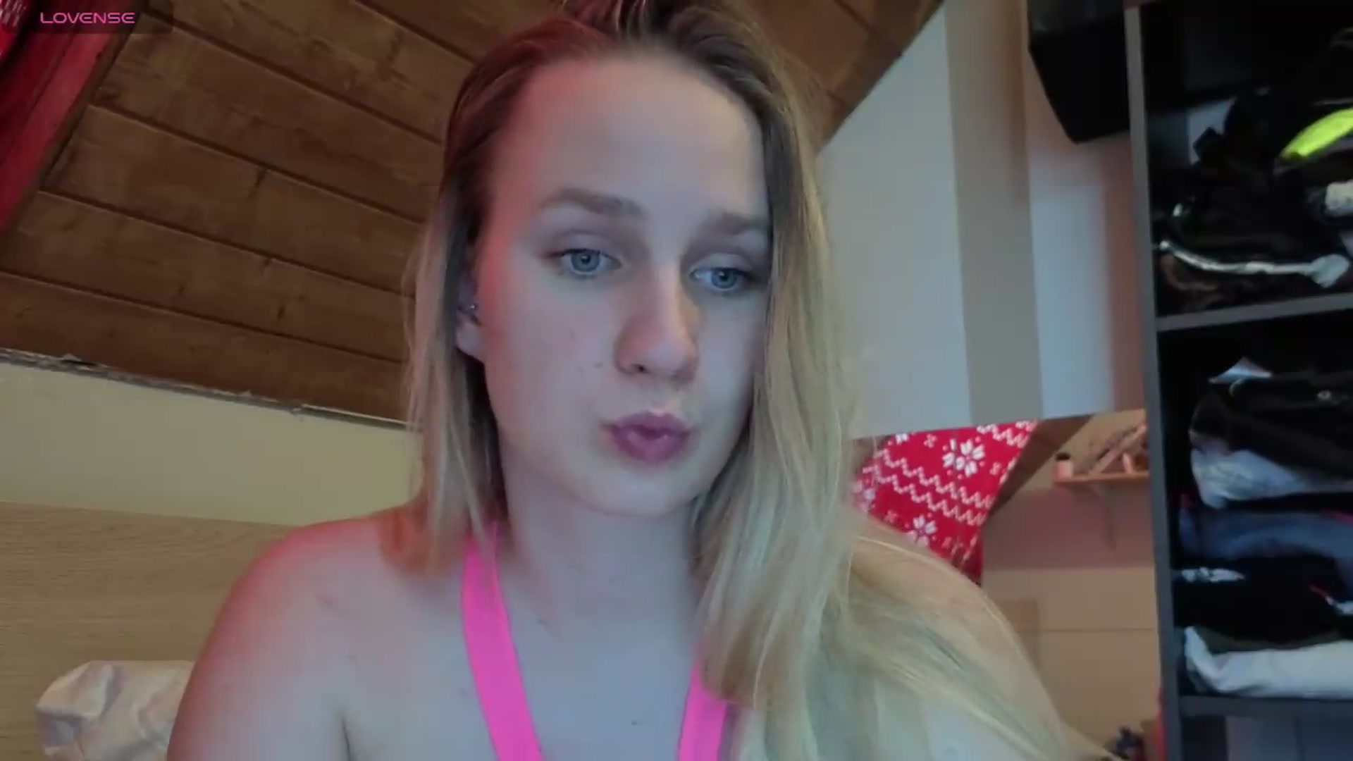 realmiagold video thumbnail