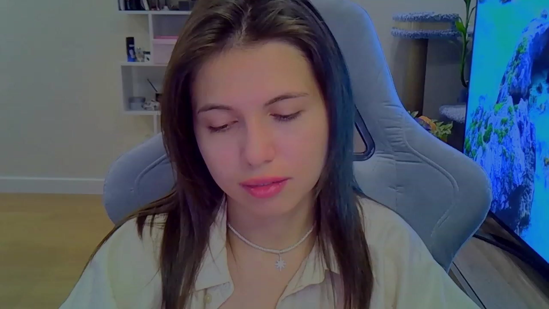 YourrAngell video thumbnail