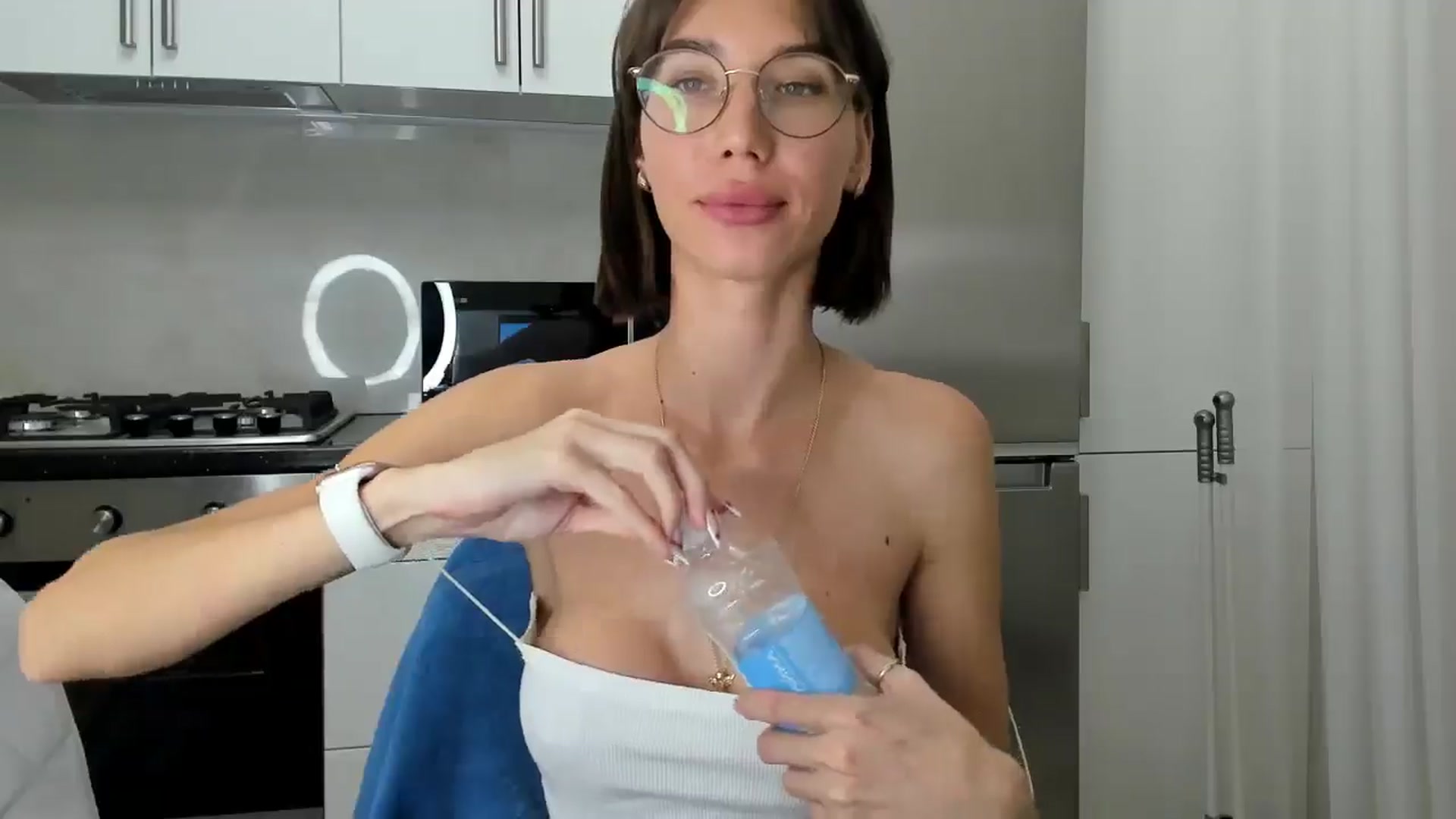 SarahLovelyyy video thumbnail