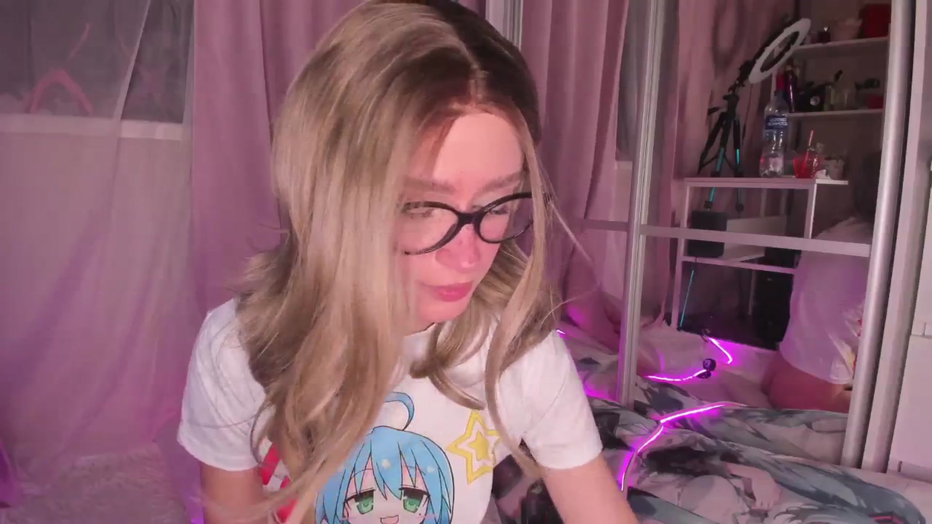 AliceXsweeT video thumbnail