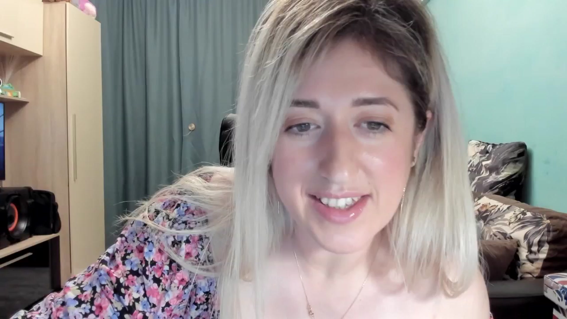 SweetDelia_ video thumbnail